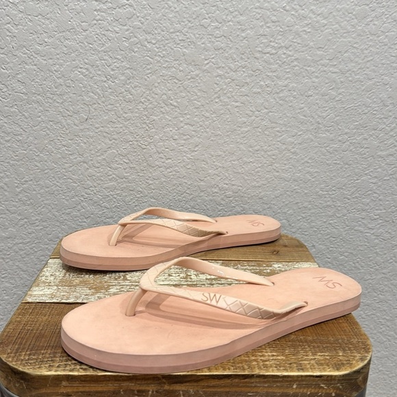 Stuart Weitzman Rubber Flip Flops Size 11 - Picture 5 of 7
